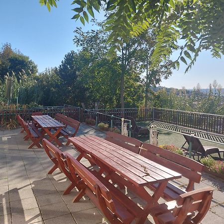 בודארוס Attila'S Guest House מראה חיצוני תמונה