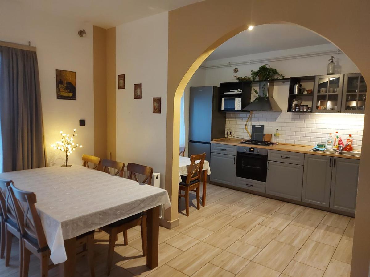 בודארוס Attila'S Guest House מראה חיצוני תמונה