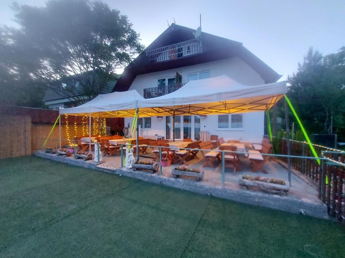בודארוס Attila'S Guest House מראה חיצוני תמונה