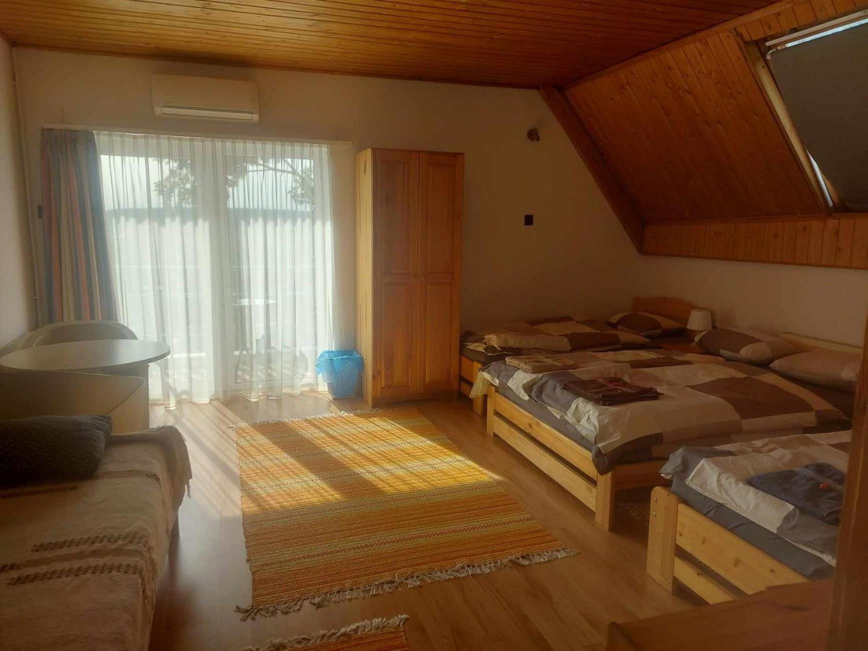 בודארוס Attila'S Guest House מראה חיצוני תמונה
