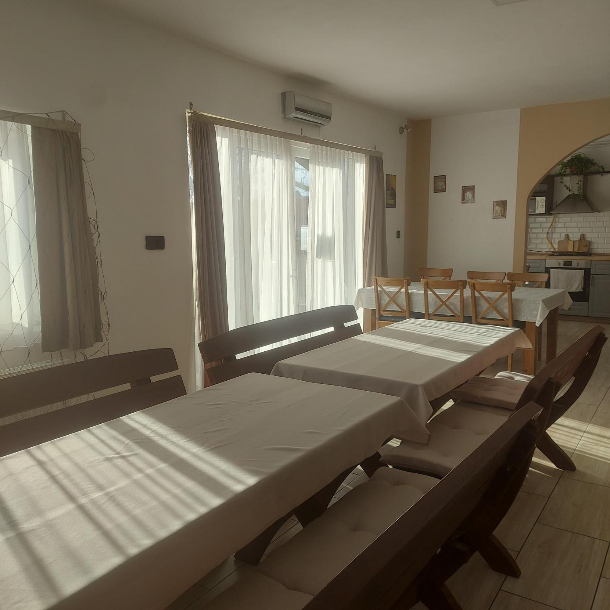 בודארוס Attila'S Guest House מראה חיצוני תמונה