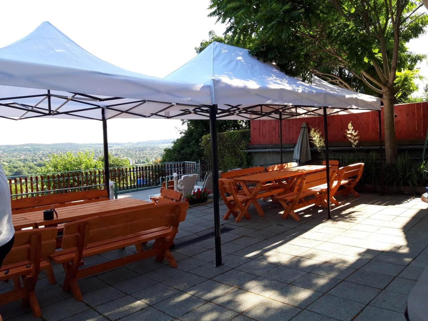 בודארוס Attila'S Guest House מראה חיצוני תמונה