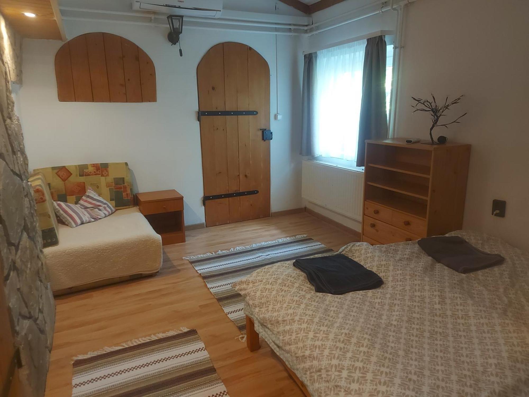 בודארוס Attila'S Guest House מראה חיצוני תמונה