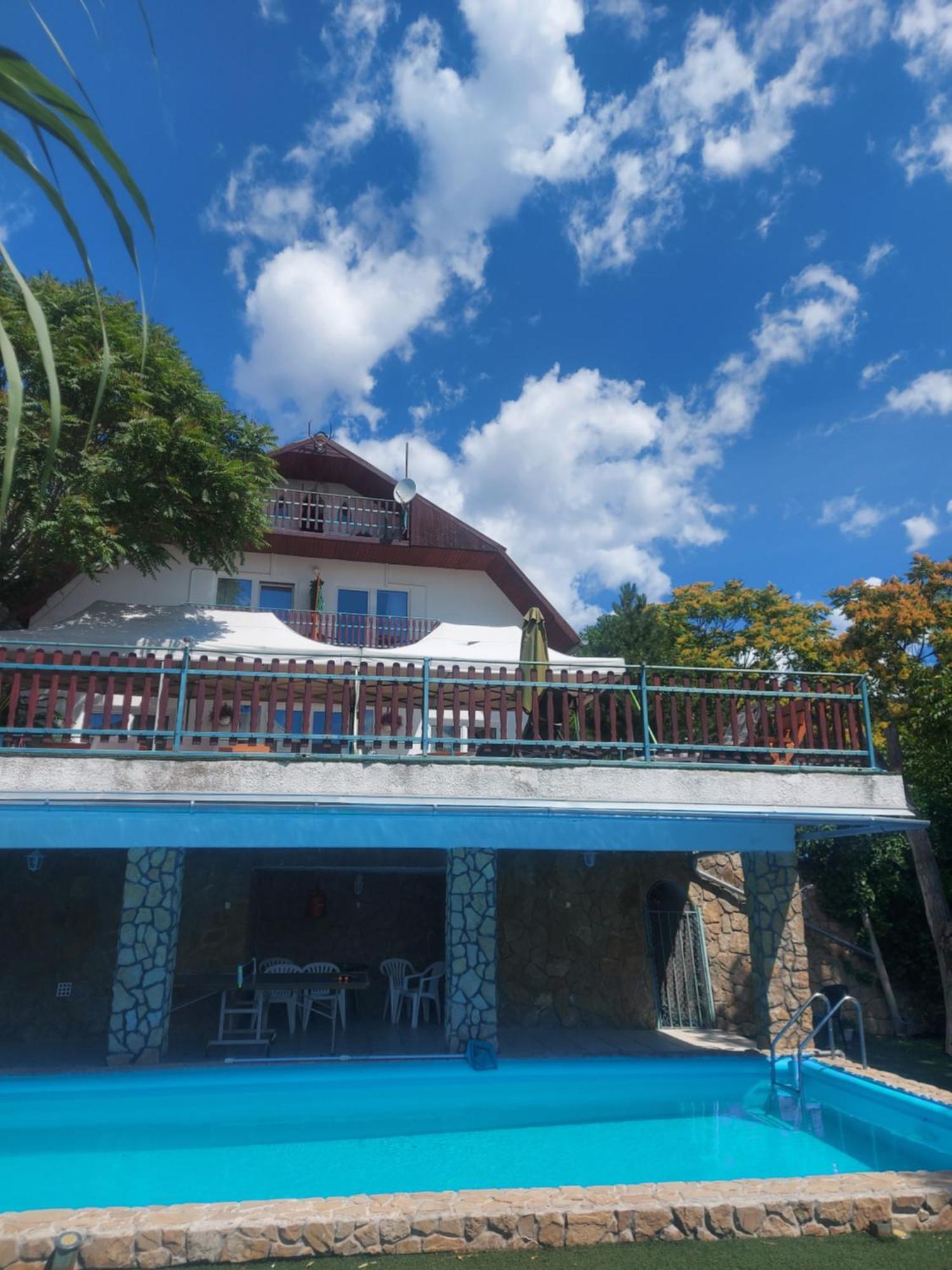 בודארוס Attila'S Guest House מראה חיצוני תמונה
