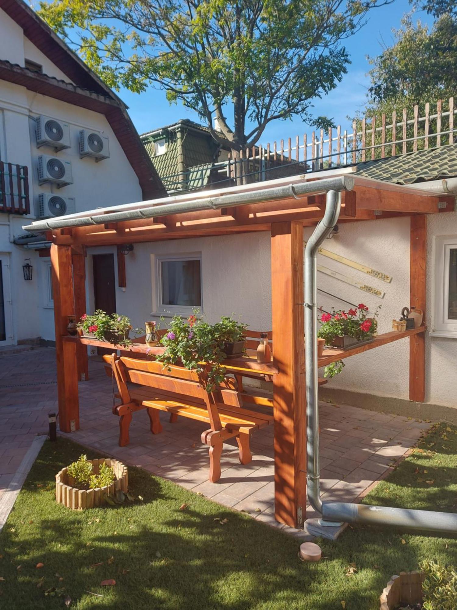 בודארוס Attila'S Guest House מראה חיצוני תמונה