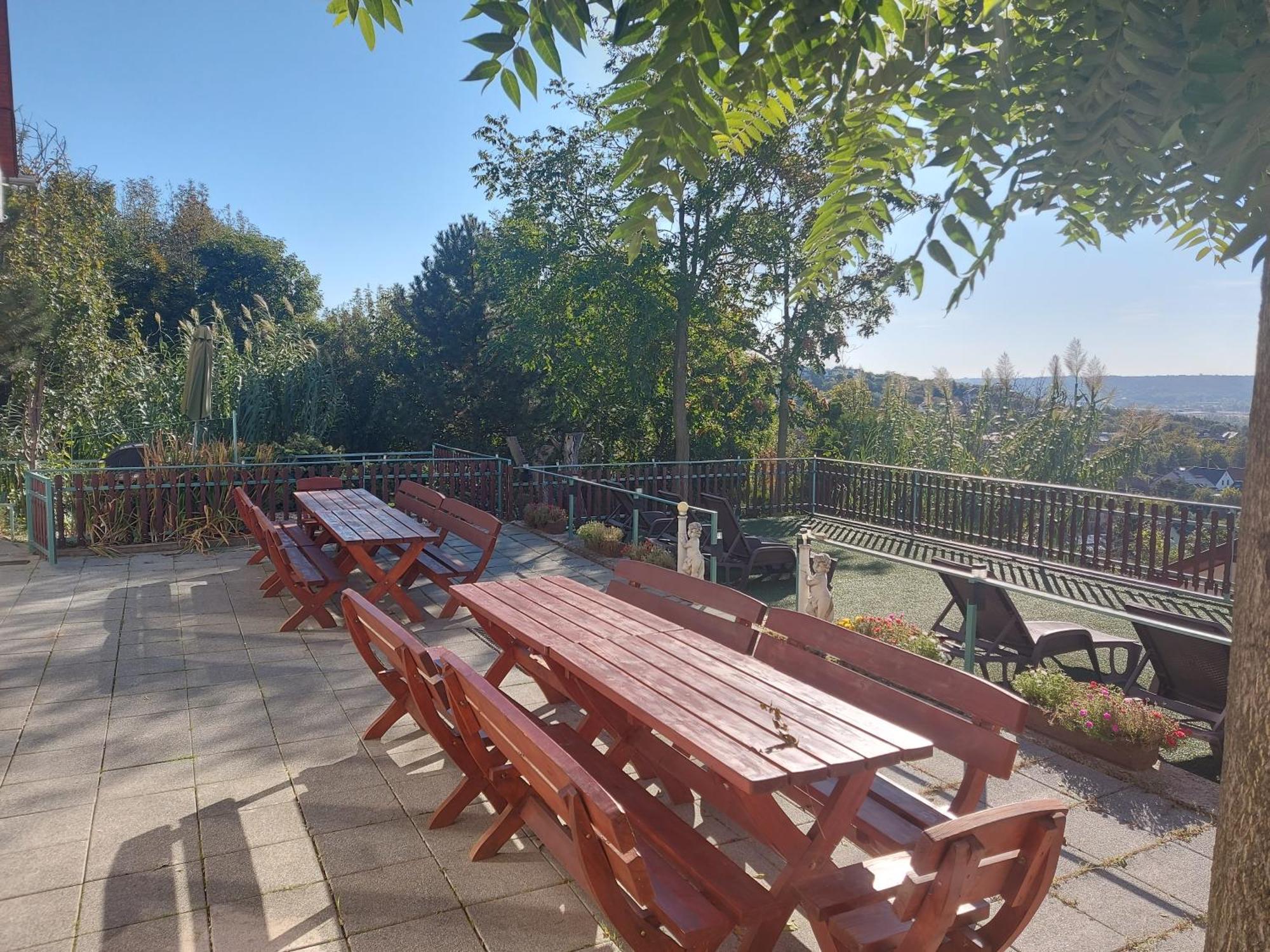 בודארוס Attila'S Guest House מראה חיצוני תמונה